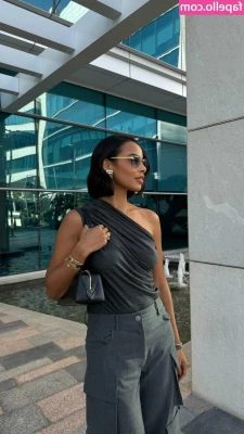 Rochelle Humes [ rochelle-humes ] - put your cock right here baby… 🍆