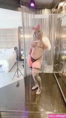 kombinichan - Wishing you a bright and positive day ☀️💋