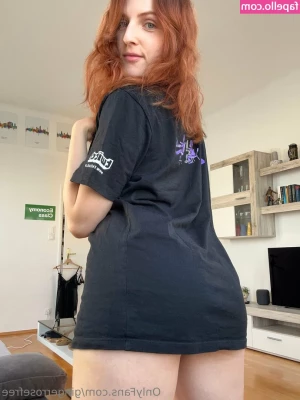 gingerrosefree - Ohhh I just love this shirt, but I guess I look better without it?
