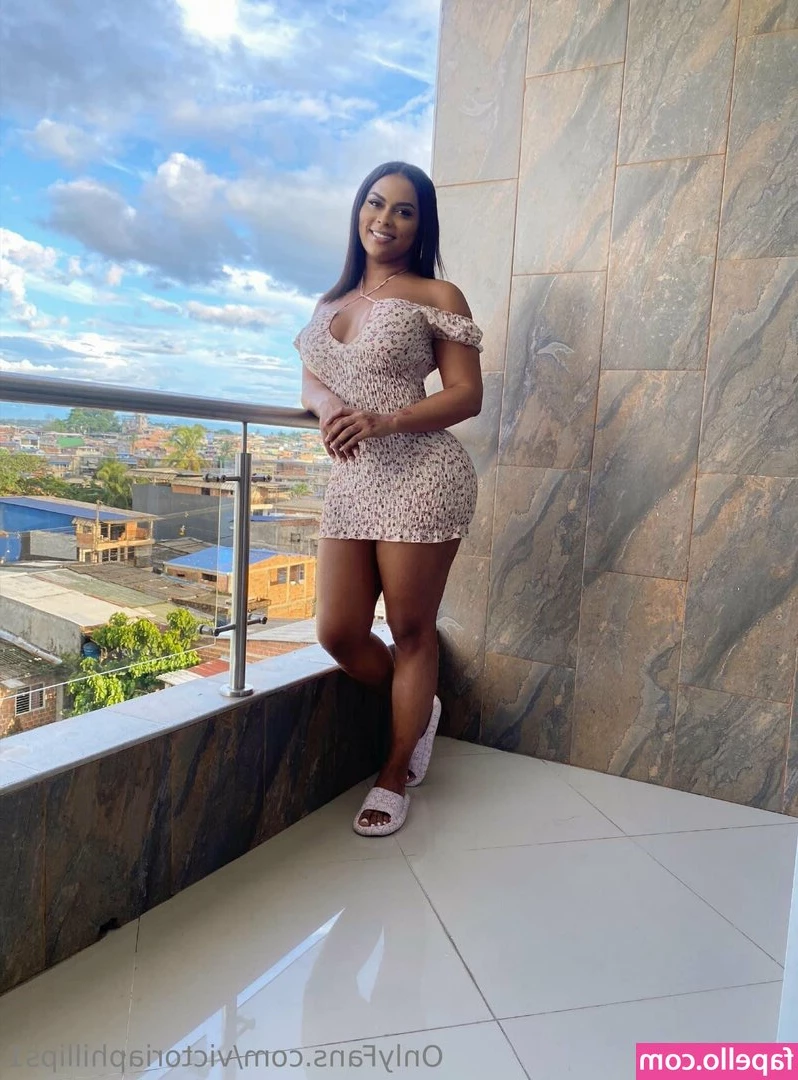 vickytsdiamonds - Un bailecito de recuerdo    onlyfans  onlyfansfree
