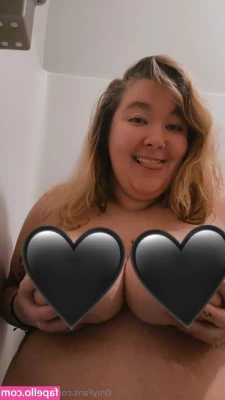 xoxoemillyy - Two girls with orange hair in a room... they might fuck 🔥 