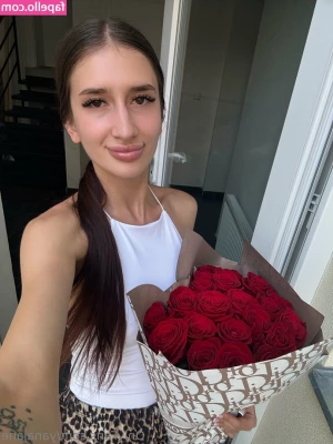 yanajane - TIGHT PINK AND PRETTY 💦💦💦
