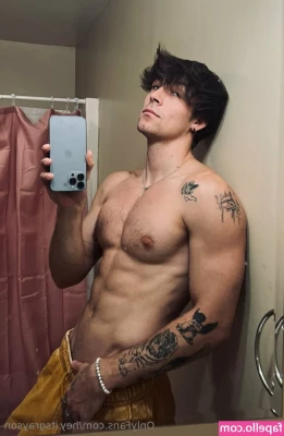 hey.itsgrayson [ hey-itsgrayson ] - I forgot to wear green  Best have a forfeit  10  off  hot4youvip -