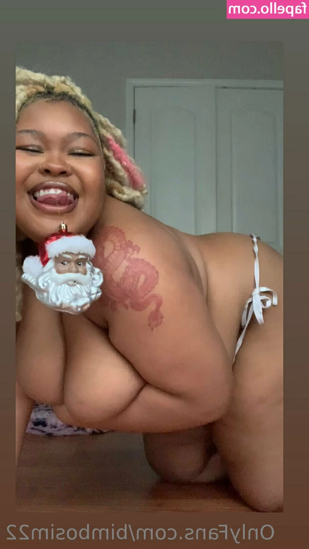 bimbosim22 - Subs who buy multiple videos and/or tip me do get freebies and