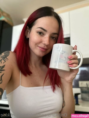 michaela_mikkie [ michaela-mikkie ] - Tip if youre so weak that you d let a subby little fuckdoll like me