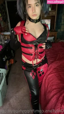 trippyhippydippy - Good morning  I will like u to be your submissive  I will be so