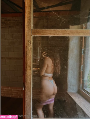 beatrizalgeni - Me and you sneaking into a dressing room real fast for a quickie..