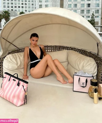 Nadia Vilaplana [ nadia-vilaplana ] - I'd let you do anything that you want to me