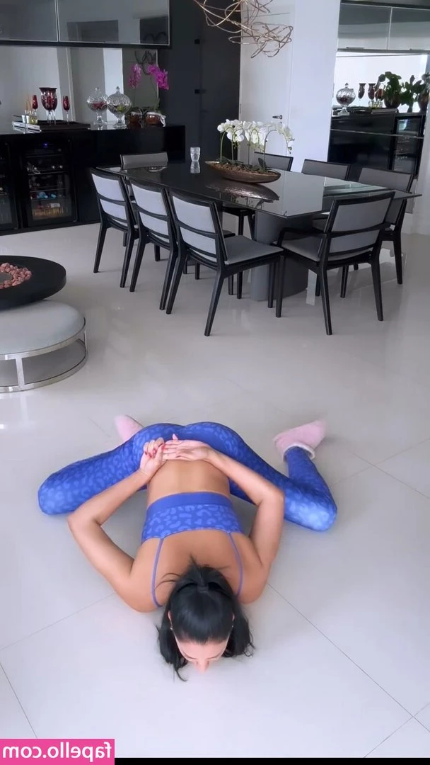 Jaqueline Carvalho [ jaqueline-carvalho ] - I love to bend over for you