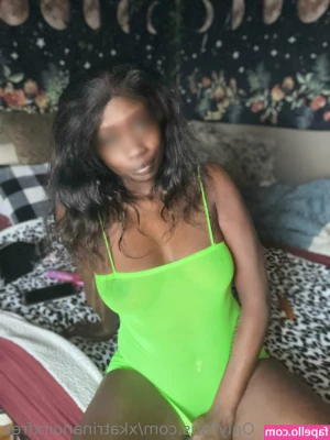 xkatrinanoirxfree - do you like when I put on a show for you? 🥺🥰🌸