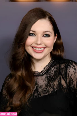 Sammi Hanratty [ sammi-hanratty ] - What toy should I use today