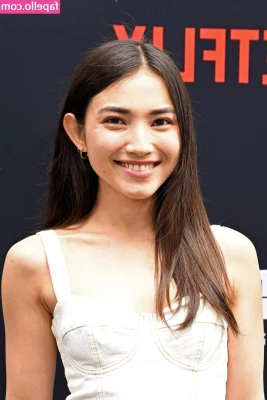 Maria Zhang [ maria-zhang ] - Your favorite distraction