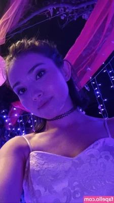 Maria Zhang [ maria-zhang ] - Freshly showered and shaved   about to rub lotion allll over now