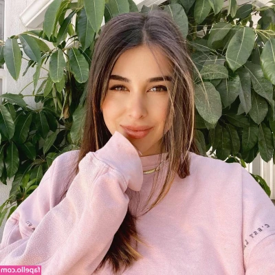 Daniella Monet [ daniella-monet ] - To all that have subbed or have stayed subbed  thank you all I m so
