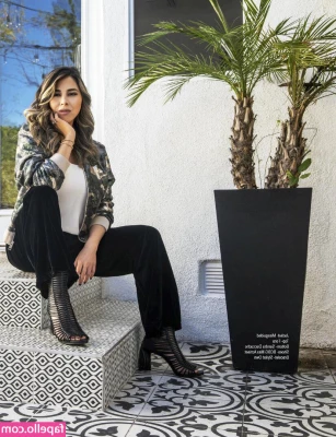 Daniella Monet [ daniella-monet ] - hello friday