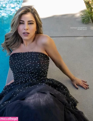 Daniella Monet [ daniella-monet ] - Indulge in the thirst-worthy delight   my DMs are open now