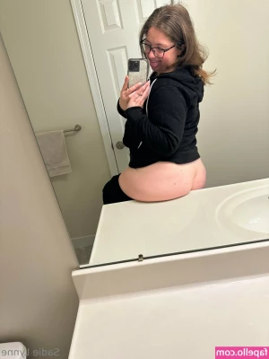 sadiebeforedark - 18 year old hot latina brunette   exclusive content   free