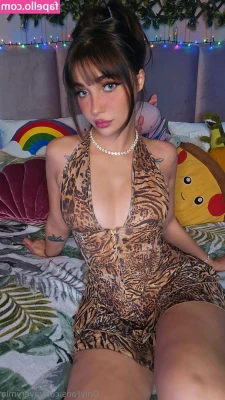 averymia - Who likes butts  sheer clothing items and leg accessories  Nylon