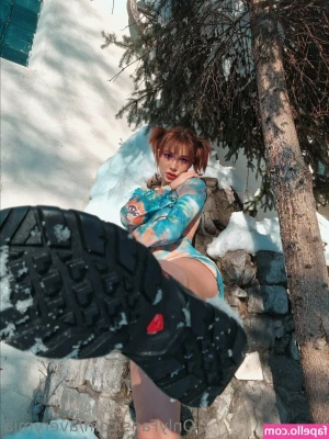 averymia - Some photos at the pool in short swimming suit from recent