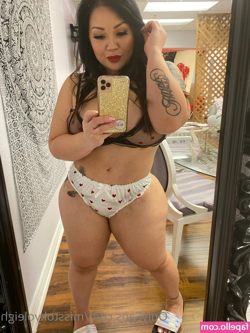 Miss Tokyo Leigh [ miss-tokyo-leigh-1 ] - Con ganas de portarme mal   OnlyFans_Boys  OnlyFans