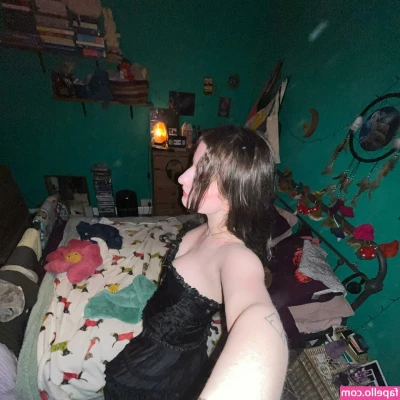 Theo Bleak [ theo-bleak ] - A good wife will drain other men s balls while you film and jerk off