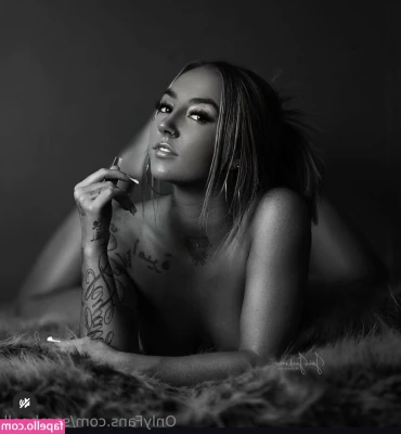 sarahnell - servin sexy   unreleased remix i made of my besties song