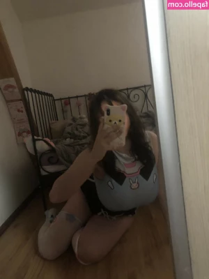 chvjownica21371 - I m available on cam tonight  Shoot me a message for info