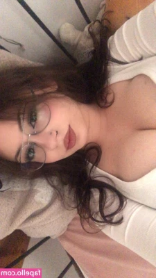 chvjownica21371 - Happy hump day you lovely people
