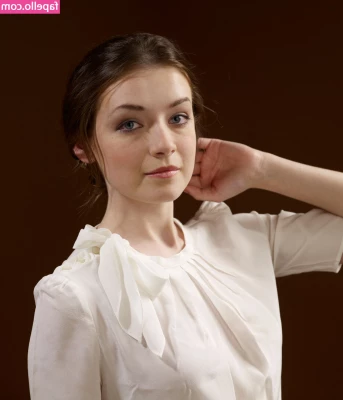 Sarah Bolger [ sarah-bolger ] - I Taste So Good  Watch Me Lick My Cum Off My Toy  Tip  4