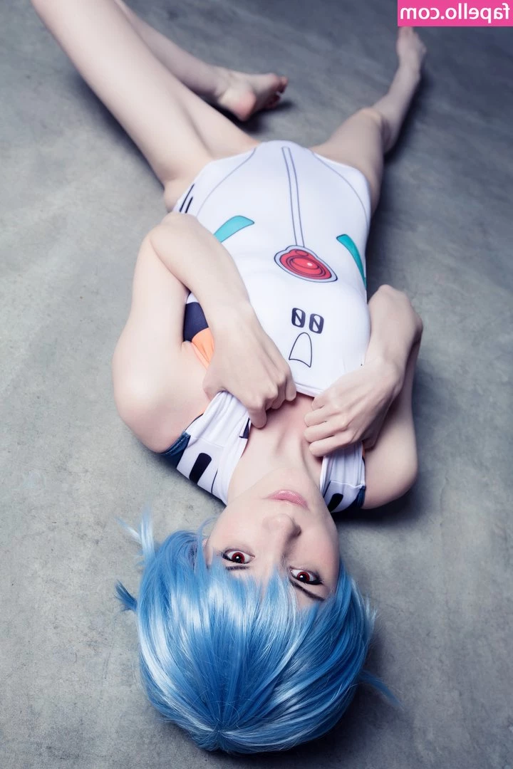 Shae Underscore [ shae-underscore ] - TELL ME