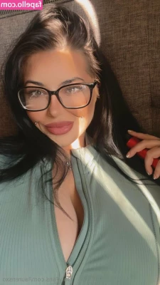 laurensxo - Tasty 👅