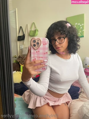 lilbootyyfree - Thought y’all needed some nudes