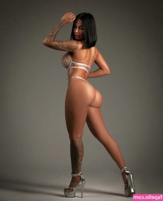 Diana Rivera [ diana-rivera ] - New tits, new bitch, who this 😘🔥🙌