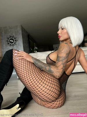 Diana Rivera [ diana-rivera ] - I'm your number 1 😉