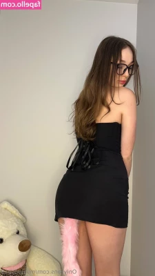 mileyrosevip - this is how you’d come home to me, wearing only a sexy garter belt