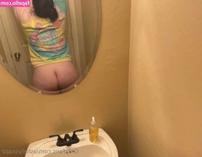 ashsnapz - Vuoi avere un video in regalo   Lascia un mi piace sotto tutti i miei