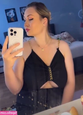 Celina Grimm [ celina-grimm ] - My left eye is scratched & swollen, so I might not be able to do