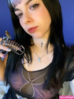 camillanightgoddess - Hi Fans  Wie ist euer Sommer  Hoffe er ist genauso heiß wie meiner  