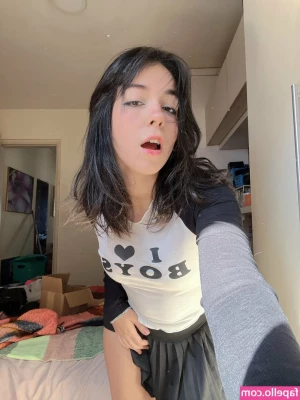 Nerokoi [ nerokoi-26 ] - Happy Saturday! Wanna podcast n chill wif me o(^◇^)o? Enjoy me