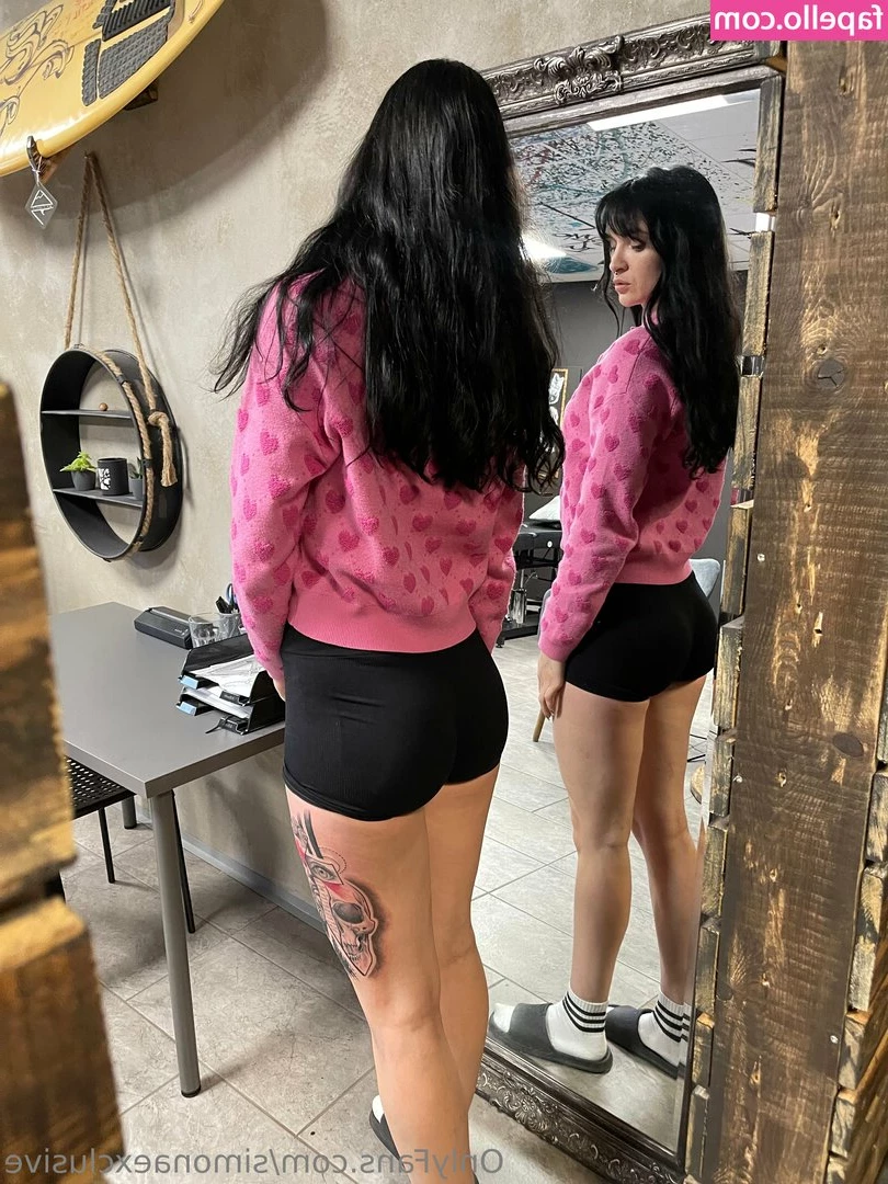 simonaexclusive - Amore sblocca questi due video in cui mi spoglio e mi masturbo  Sex
