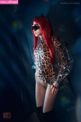 Vandych [ vandych-4 ] - Hump your hand and send
