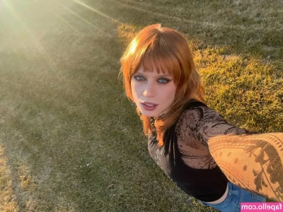 Cera Gibson [ cera-gibson ] - Monday vibes