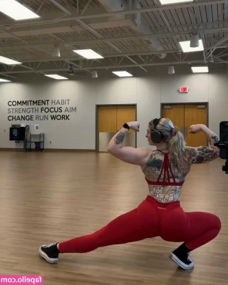 marceline_vox [ marceline-vox ] - I m being a very naughty kitty tonight showing all my goods