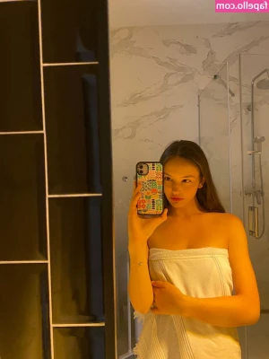 eva_moses [ eva-moses ] - wyd if you see me taking this? 😏