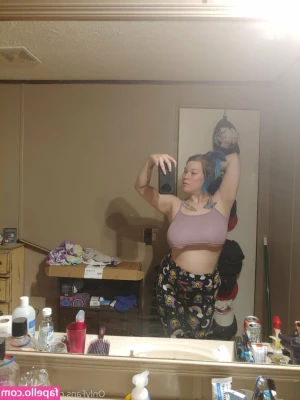 buxombat - Just a little tits and ass 🔥🔥