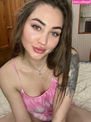 linastar_vip [ linastar-vip ] - She can never get enough… 😛💦