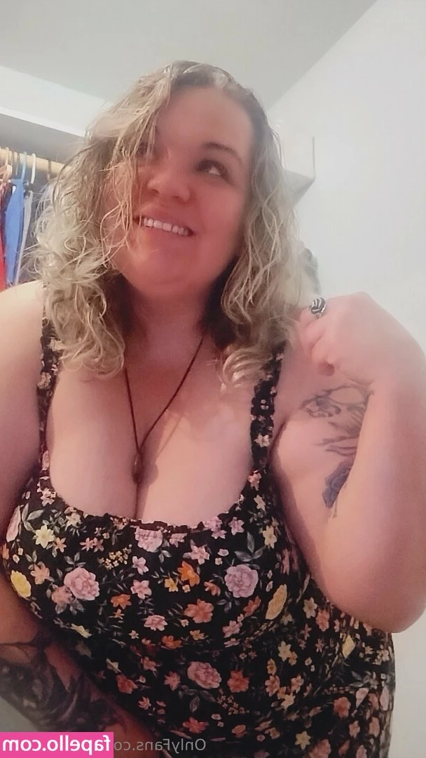 u80589104 - I'm horny as fuck I hope you're online rn  JERKING off check your Dm
