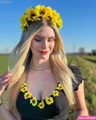Kira Karambole [ kira-karambole ] - Treat me like a gentleman 🥵