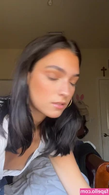 Olivia Jimenez [ olivia-jimenez ] - Hope you're enjoying the sun ! I'm finally starting to feel better so
