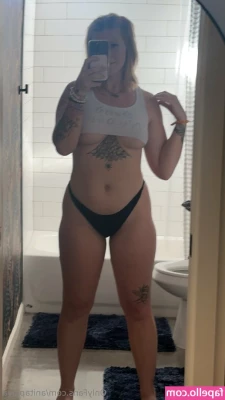 anitaplaya - One pieces can be sexier than a bikini